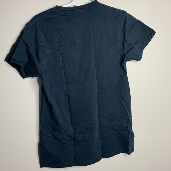 Home Alone Christmas T-Shirt - Picture 3 of 3